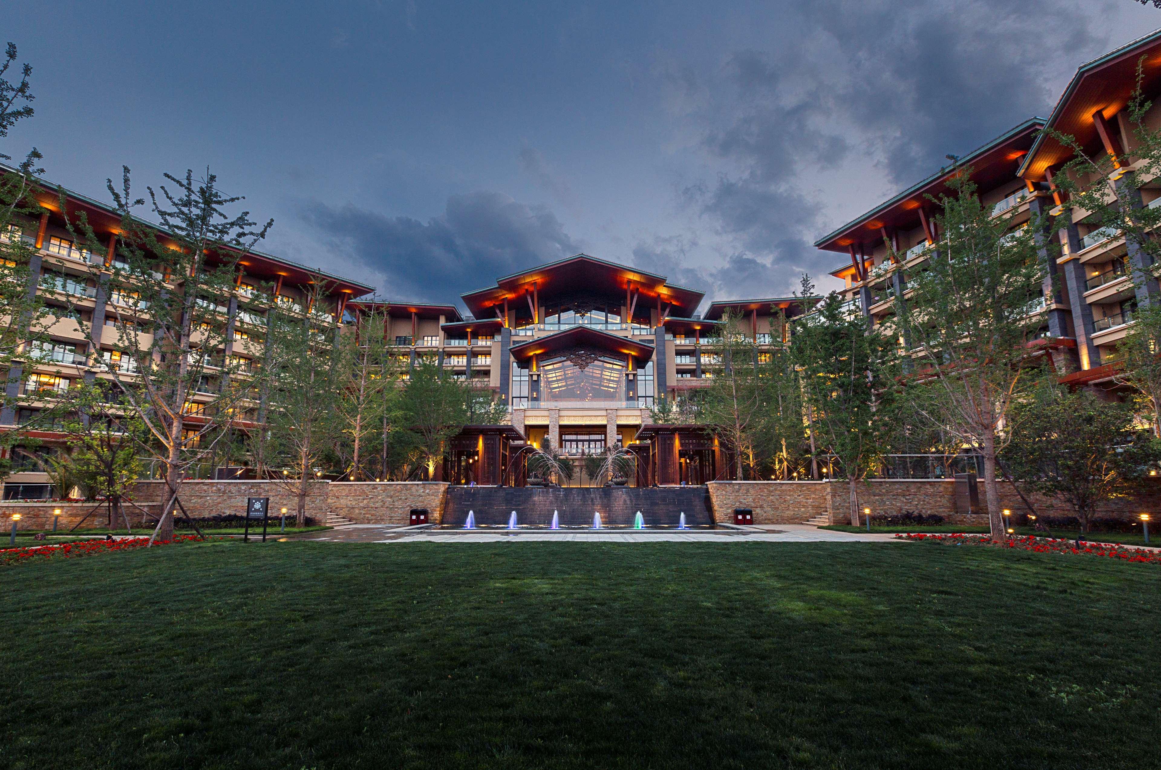 Hilton Dali Resort & Spa Екстериор снимка