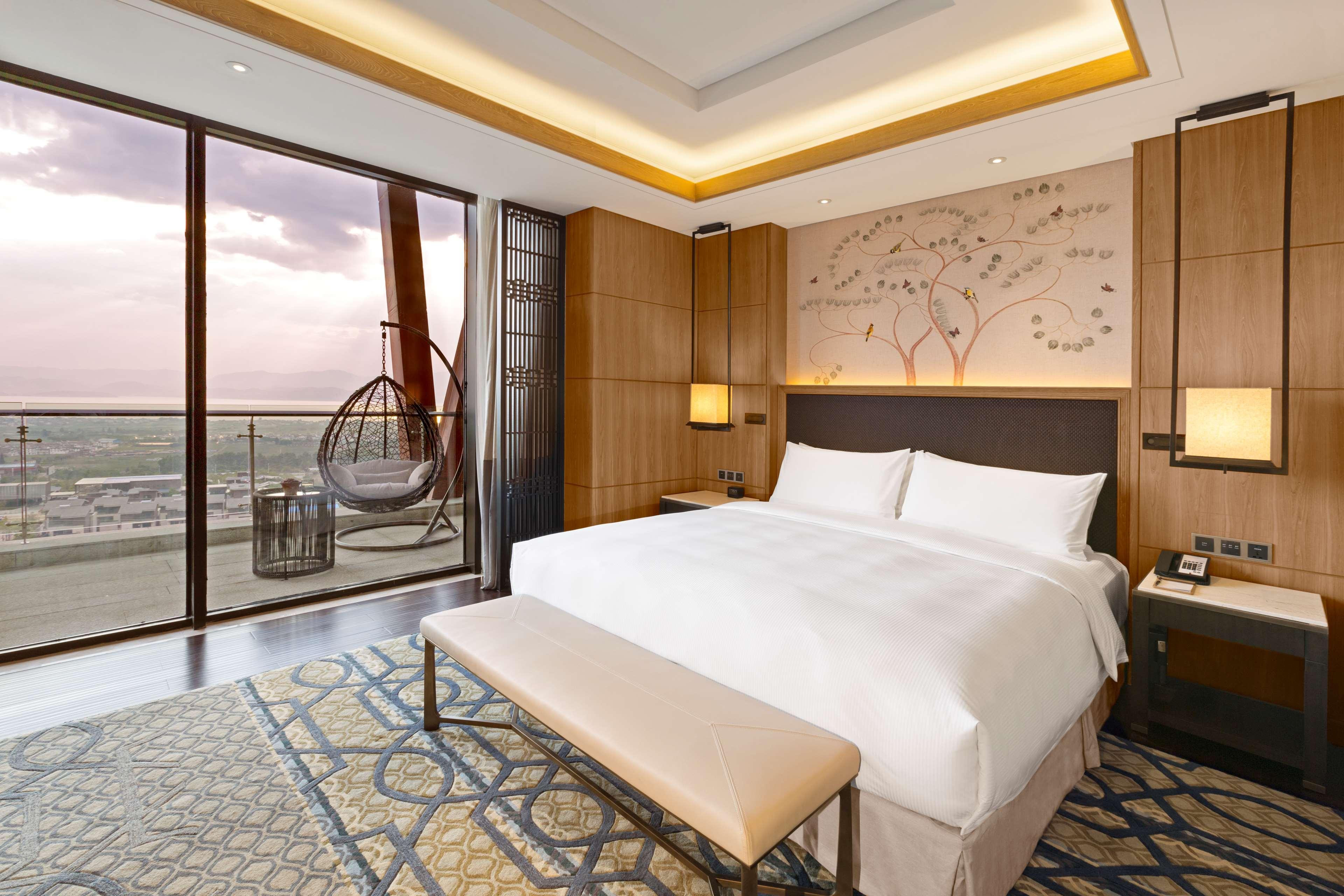 Hilton Dali Resort & Spa Екстериор снимка
