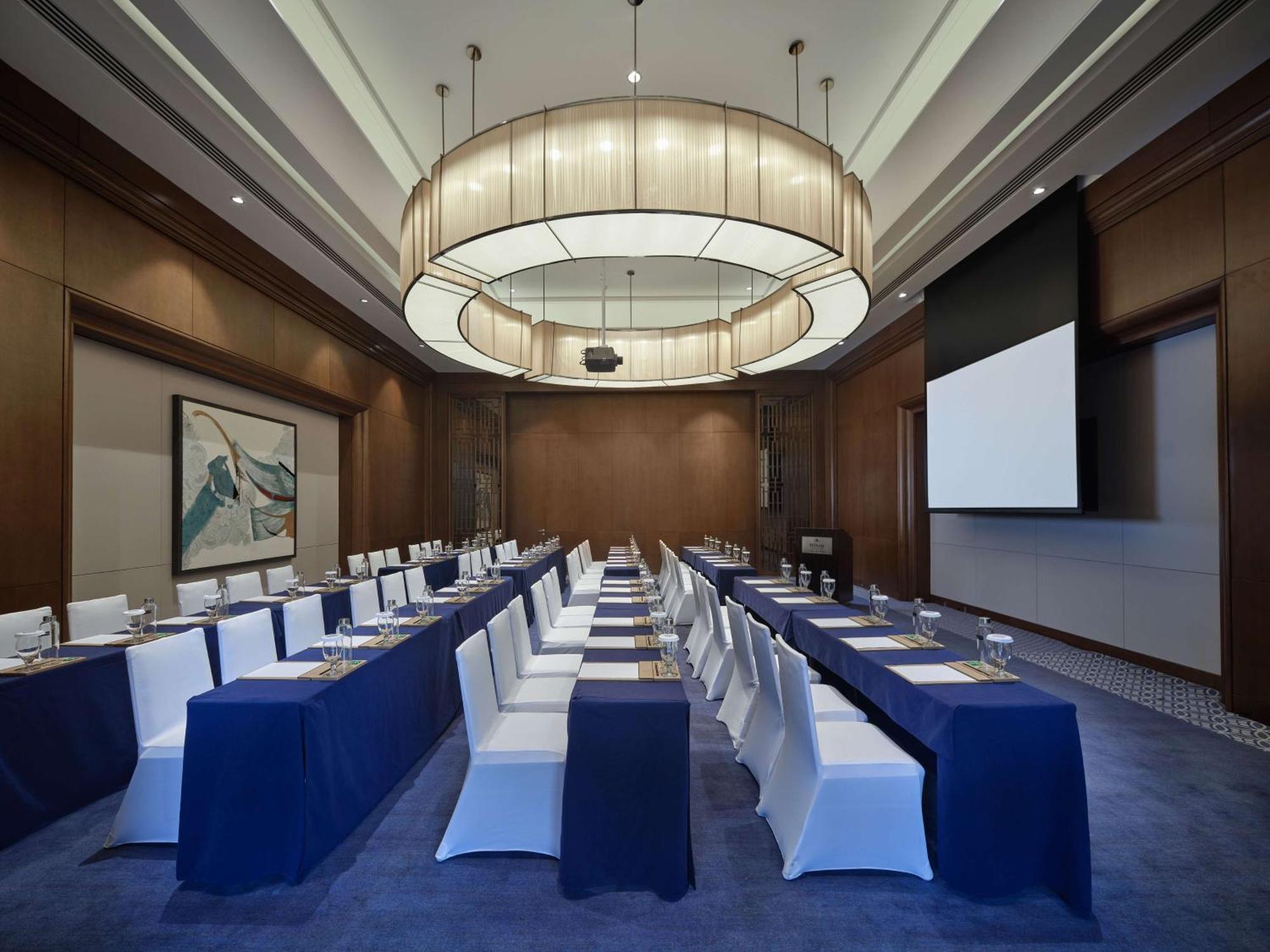 Hilton Dali Resort & Spa Екстериор снимка