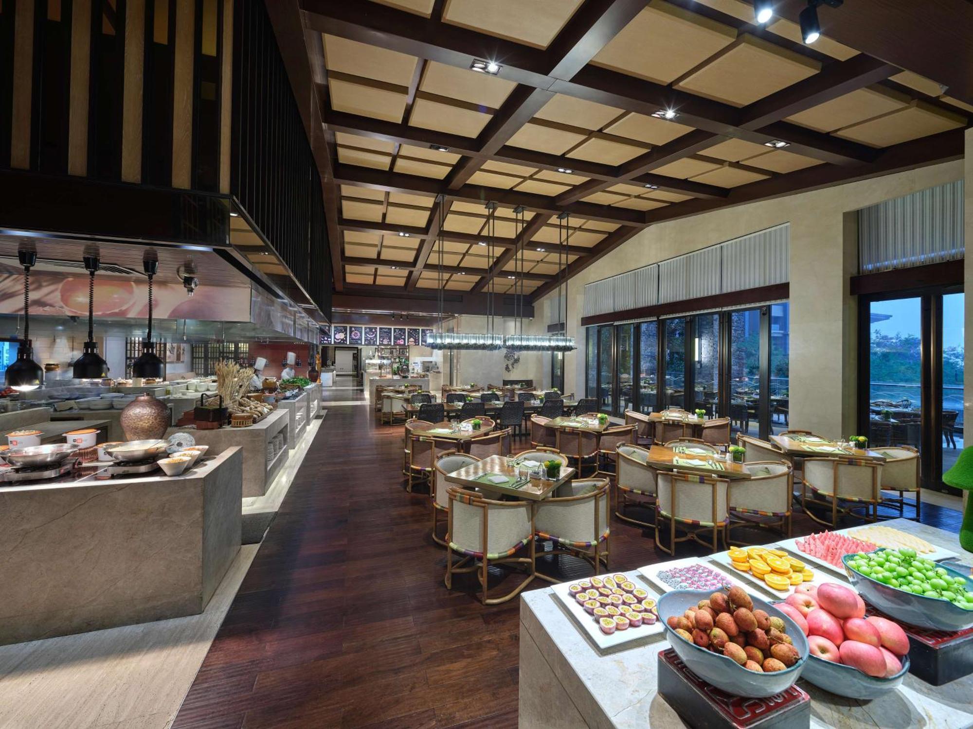 Hilton Dali Resort & Spa Екстериор снимка