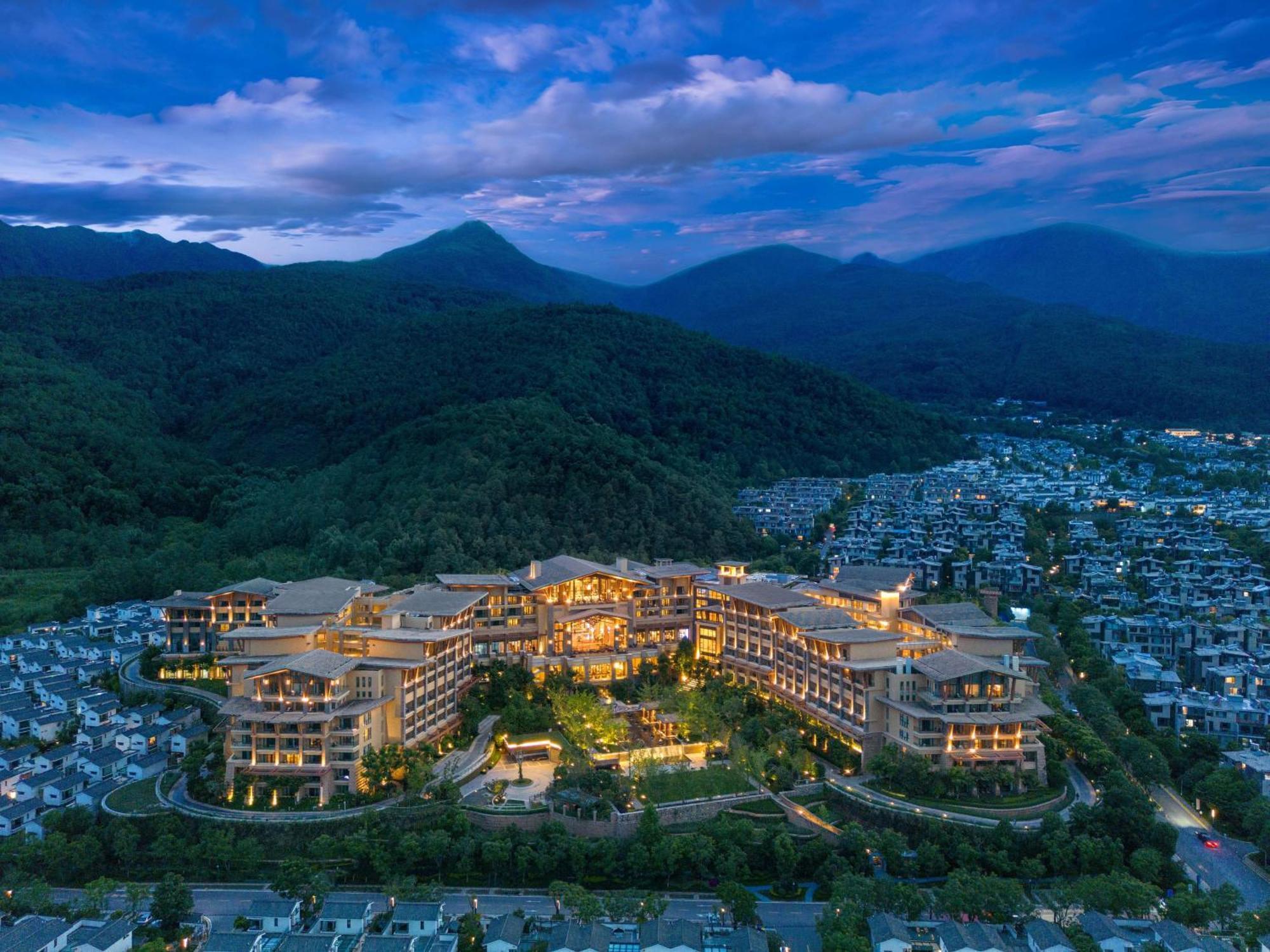 Hilton Dali Resort & Spa Екстериор снимка