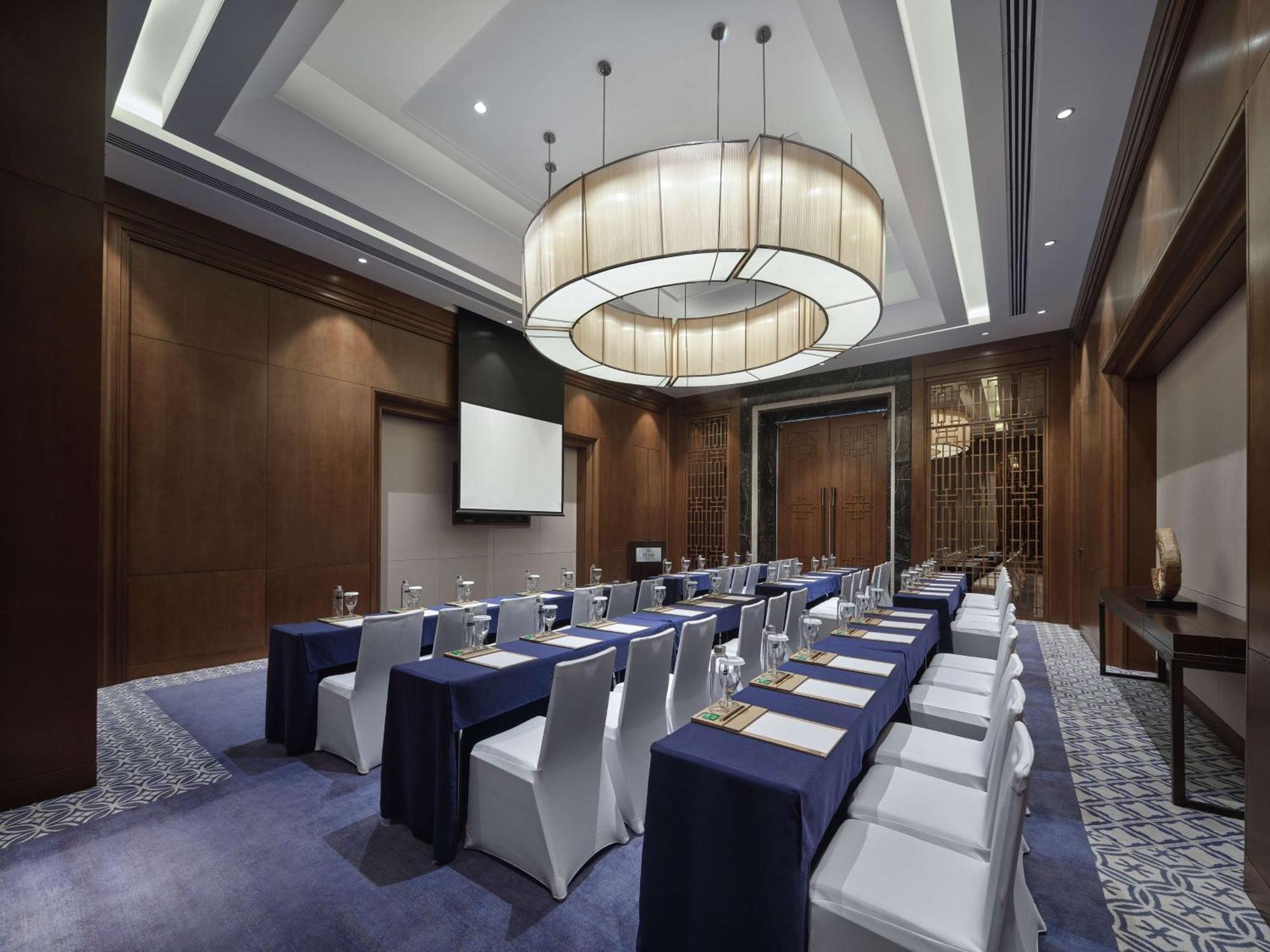 Hilton Dali Resort & Spa Екстериор снимка